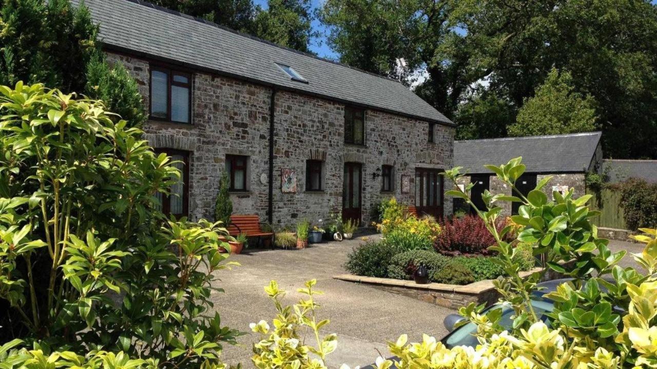 Petrock Holiday Cottages Newton Saint Petrock Екстер'єр фото