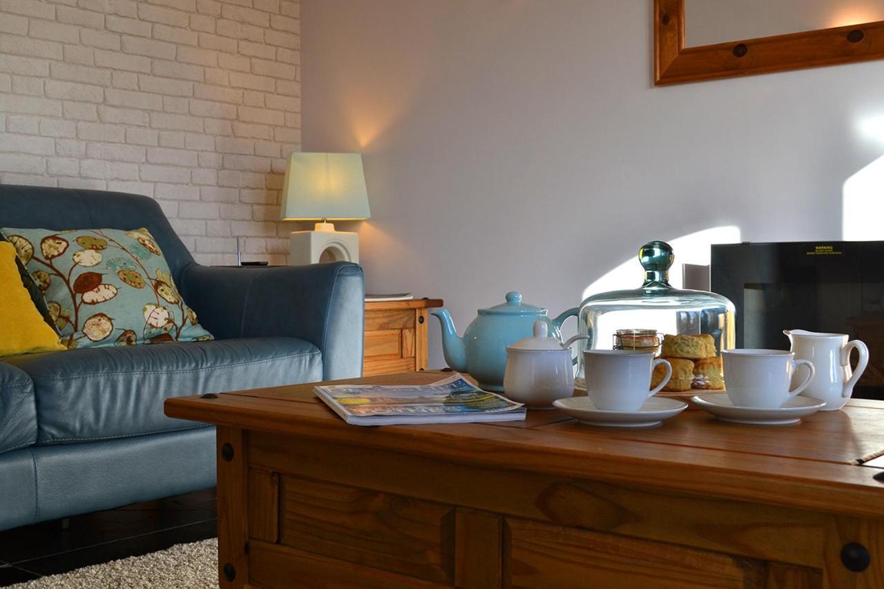 Petrock Holiday Cottages Newton Saint Petrock Екстер'єр фото